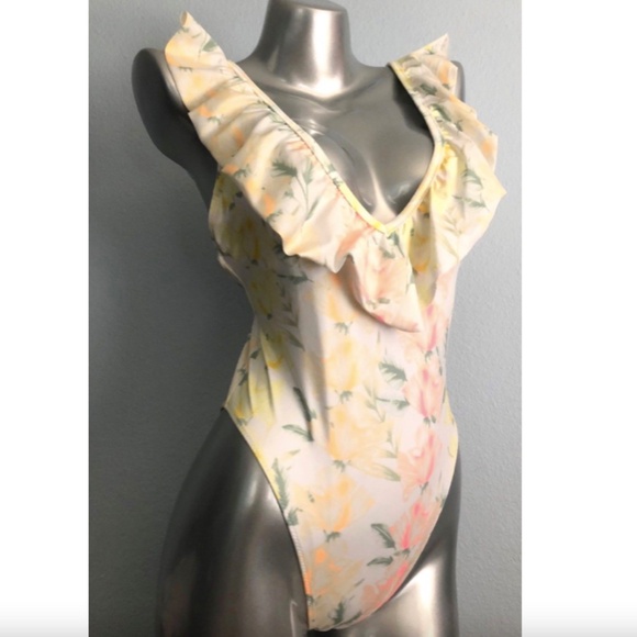 PINK Victoria's Secret White Shine Floral Ruffle Deep V One Piece Swim Suit S - Picture 1 of 3